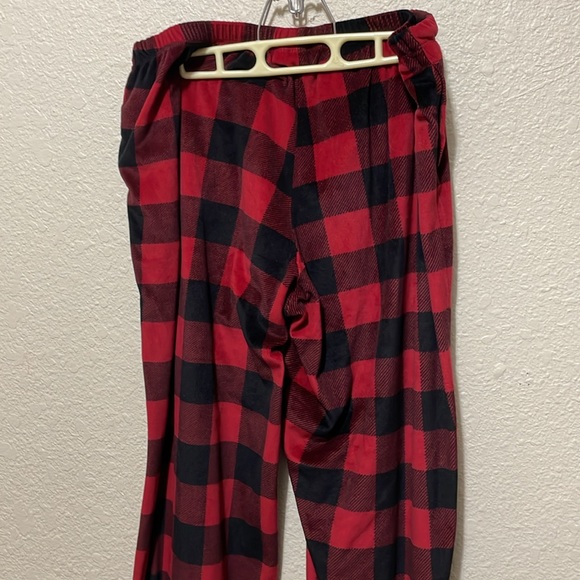 Joyspun Women's Black & Red Buffalo Print Pajamas. Very Good Condition. Size L. - Picture 11 of 14